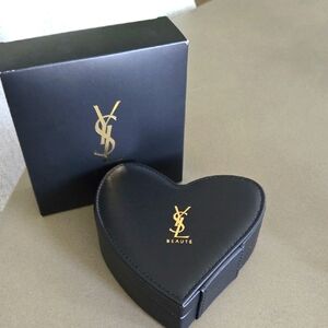 New In Box YVES SAINT LAURENT Beauté Heart-Shaped Vanity Case jewelry box